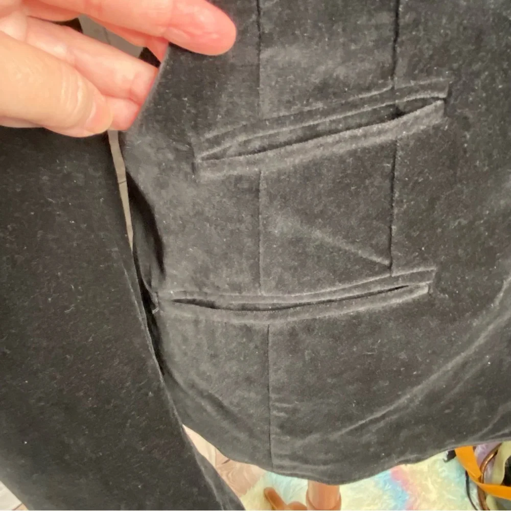 Old Navy Women's Black Velvet Blazer Size XL - Picture 2 of 6